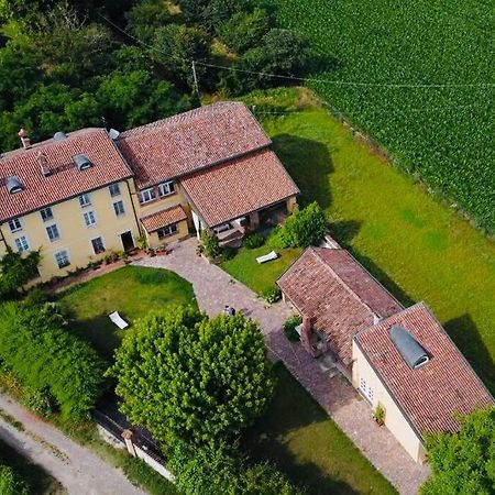 Villa La casa nei campi Badia Pavese Esterno foto